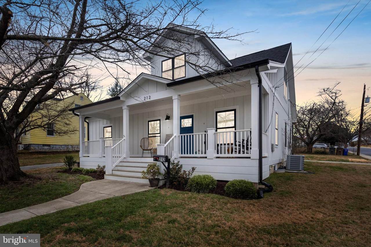 212 Horners Lane - Photo 1