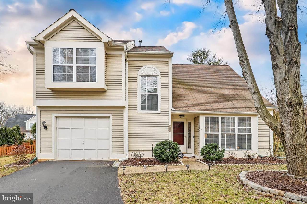 495 Foxridge Drive - Photo 1