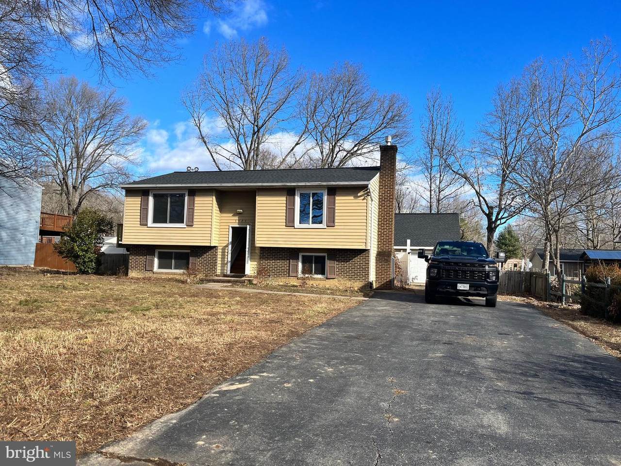 5525 Larch Street - Photo 1
