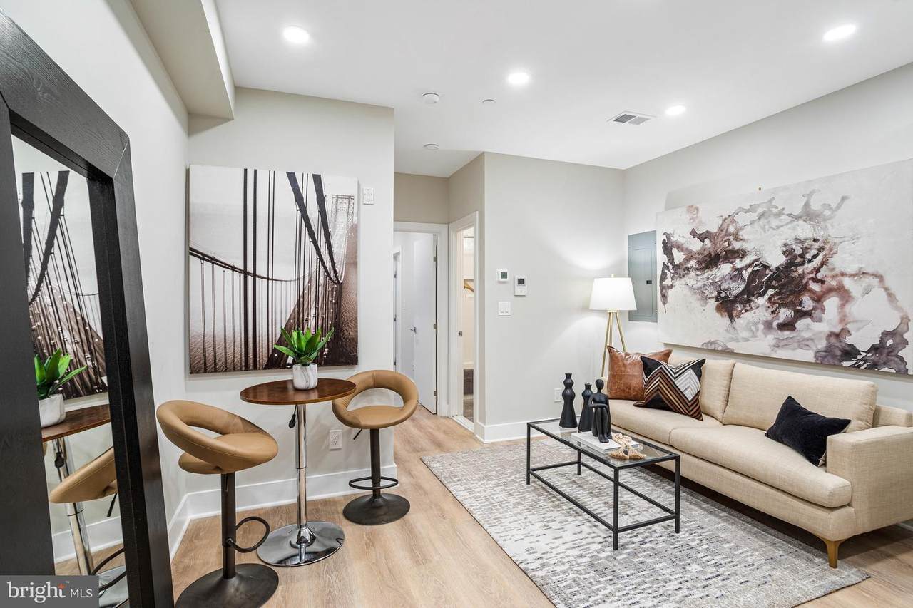 820 18TH Street - Photo 1
