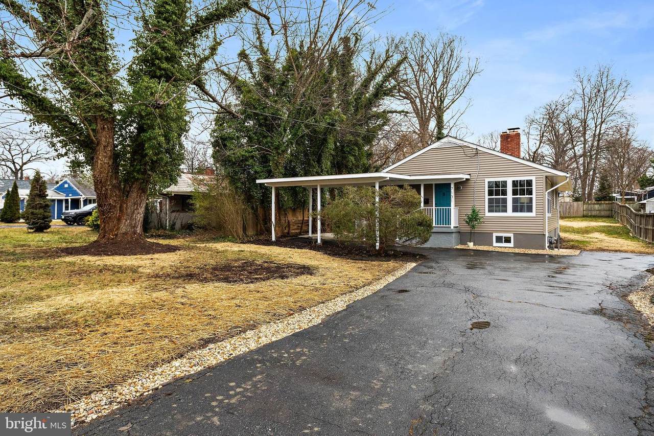 7131 Westmoreland Road - Photo 1