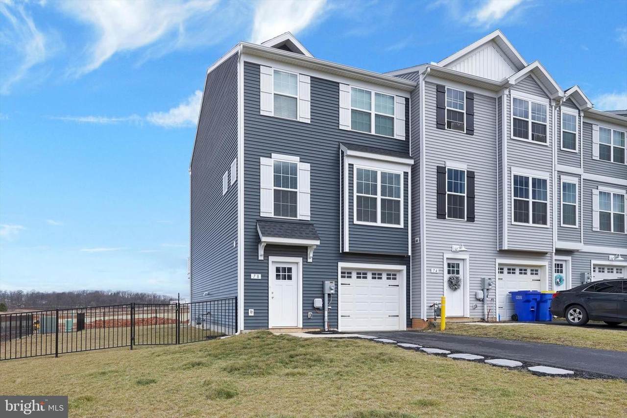 78 Hudson Boulevard - Photo 1