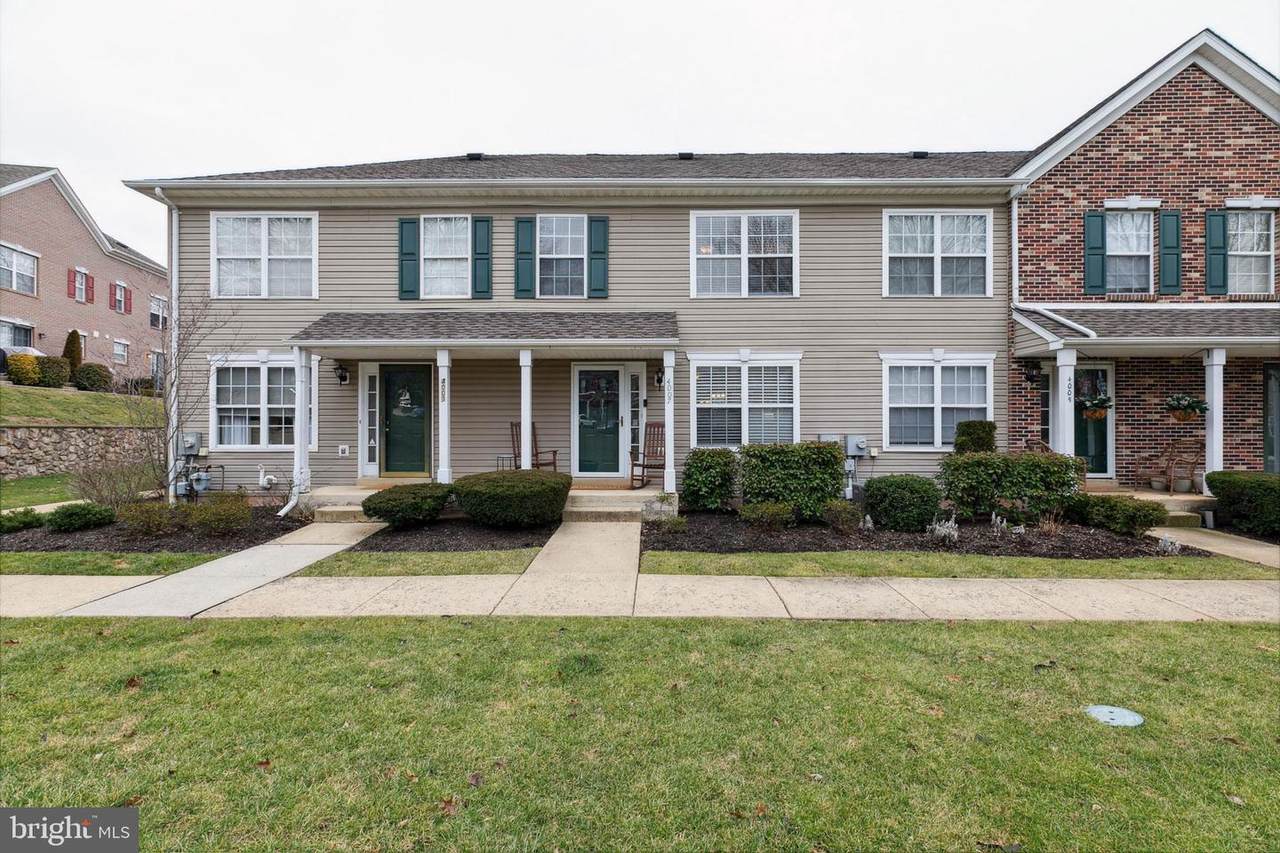 4007 Captain Molly Circle - Photo 1