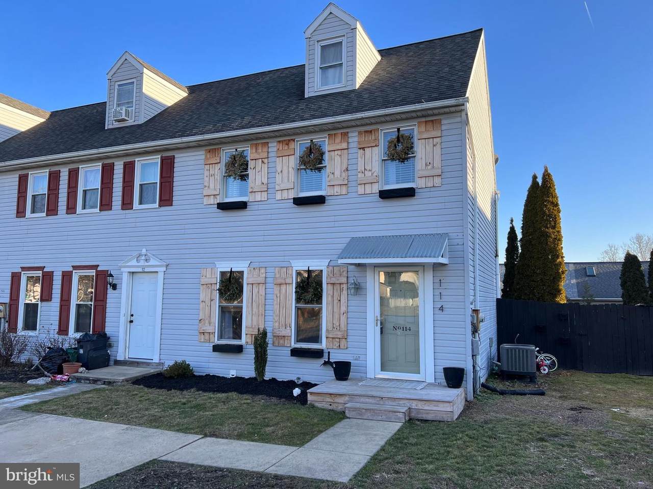 114 Garrett Circle - Photo 1
