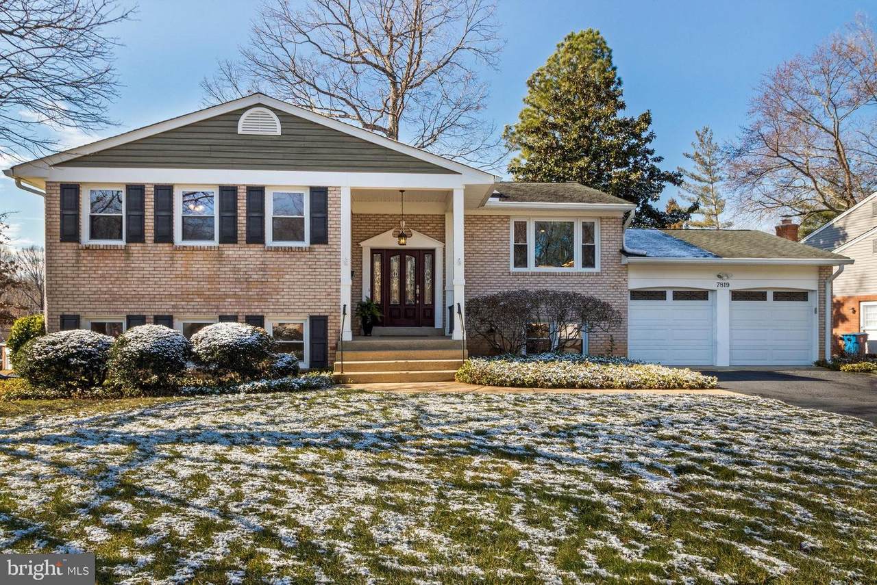 7819 Carrleigh Parkway - Photo 1