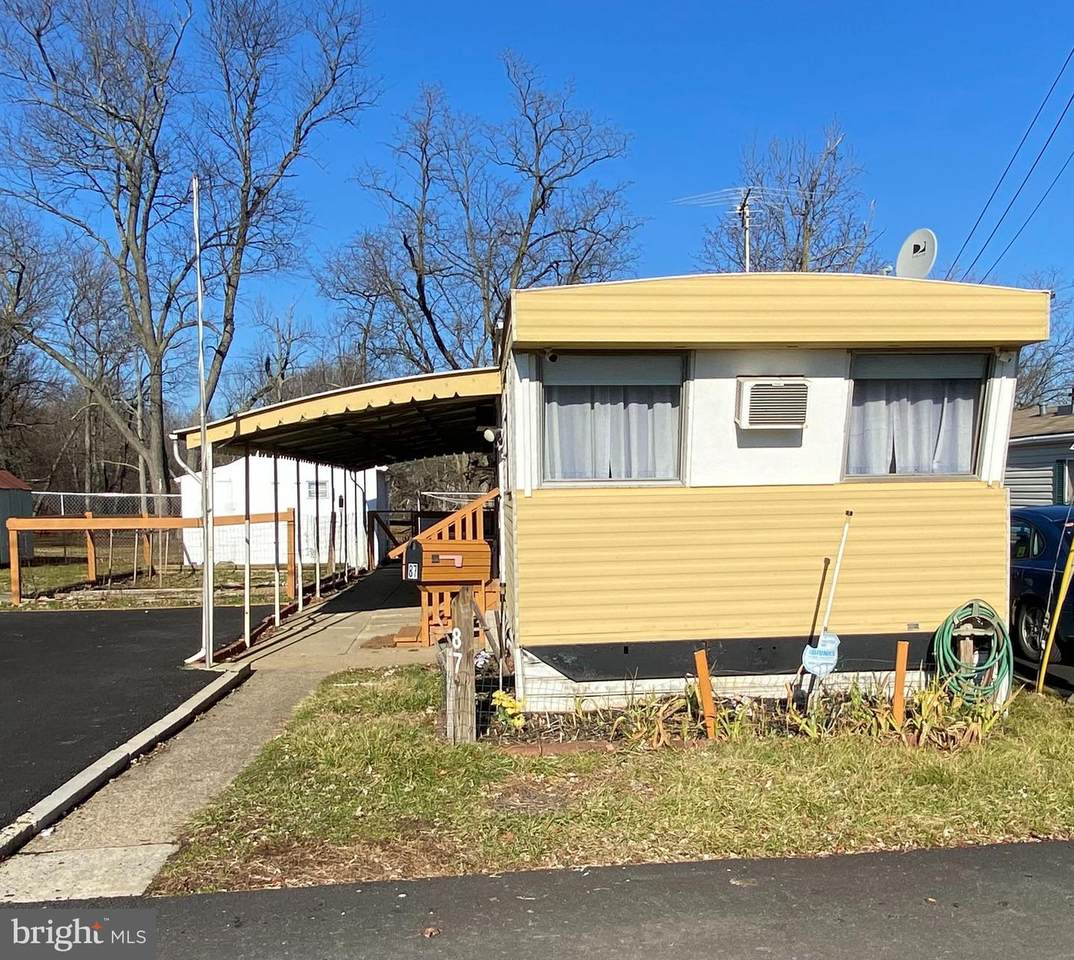 4300 9TH Street - Photo 1