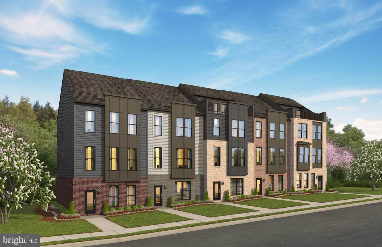 2453 Liberty Loop - Photo 1