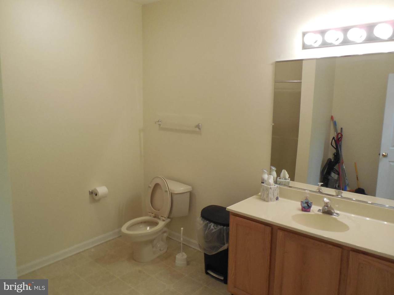 https://bt-photos.global.ssl.fastly.net/brightmls/1280_boomver_2_802539907966-2.jpg