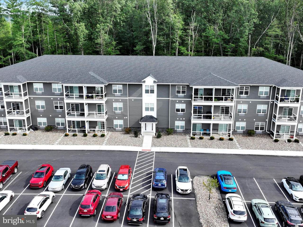 500-800 Paramount Boulevard - Photo 1