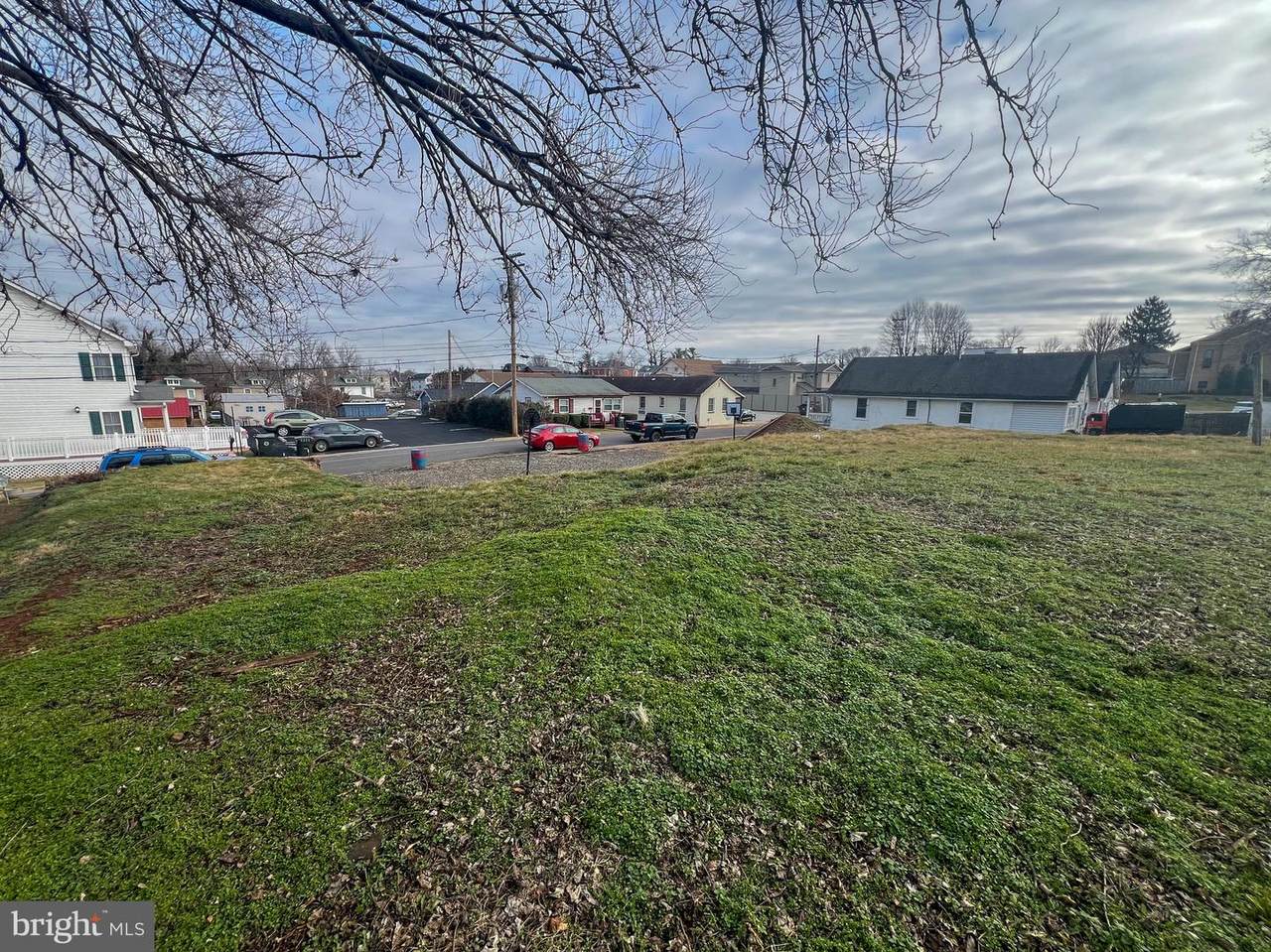 121 West Piedmont - Photo 1