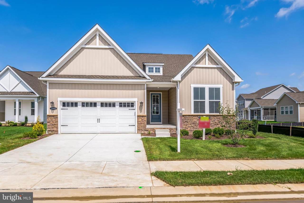 23052 Golden Oak Drive - Photo 1