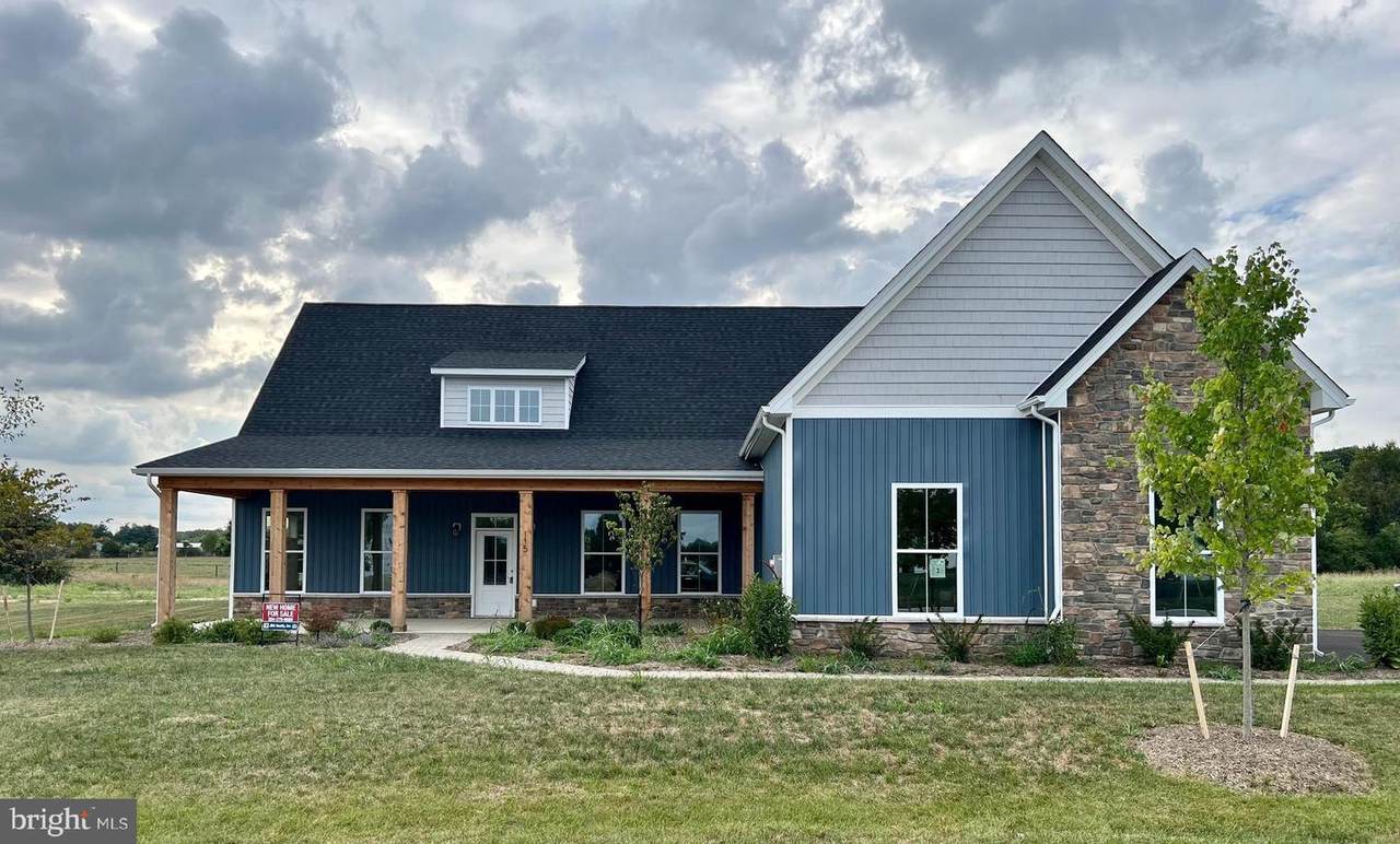 442 Moonstone Drive - Photo 1