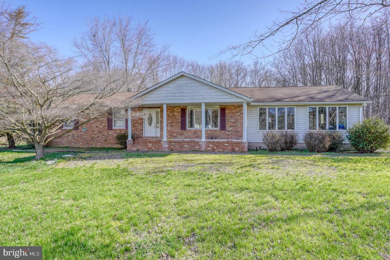184 Hopewell Drive - Photo 1