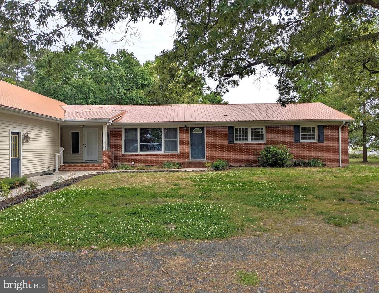8415 Hearns Pond Road - Photo 1
