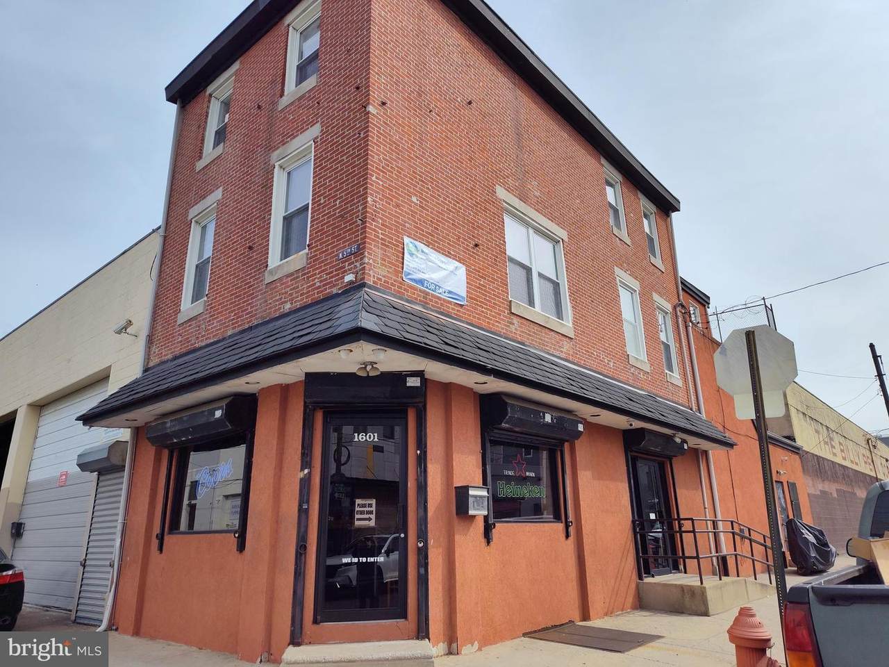 1601 5TH Street - Photo 1