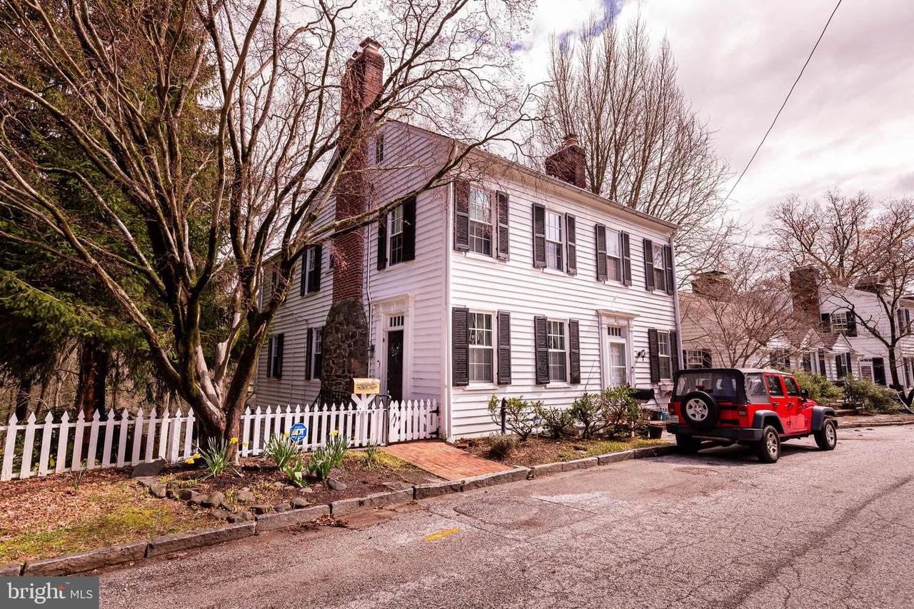 2519 Pickwick Road - Photo 1