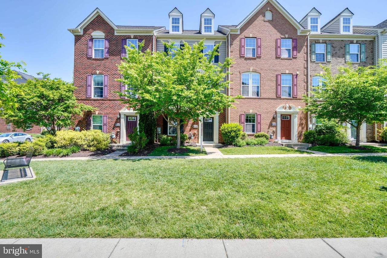 5232 Stream Bank Lane - Photo 1