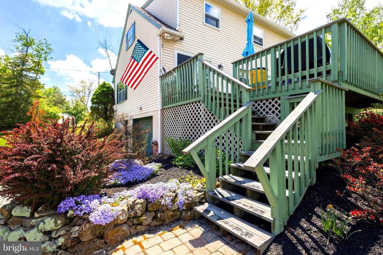 114 Stone Road - Photo 1