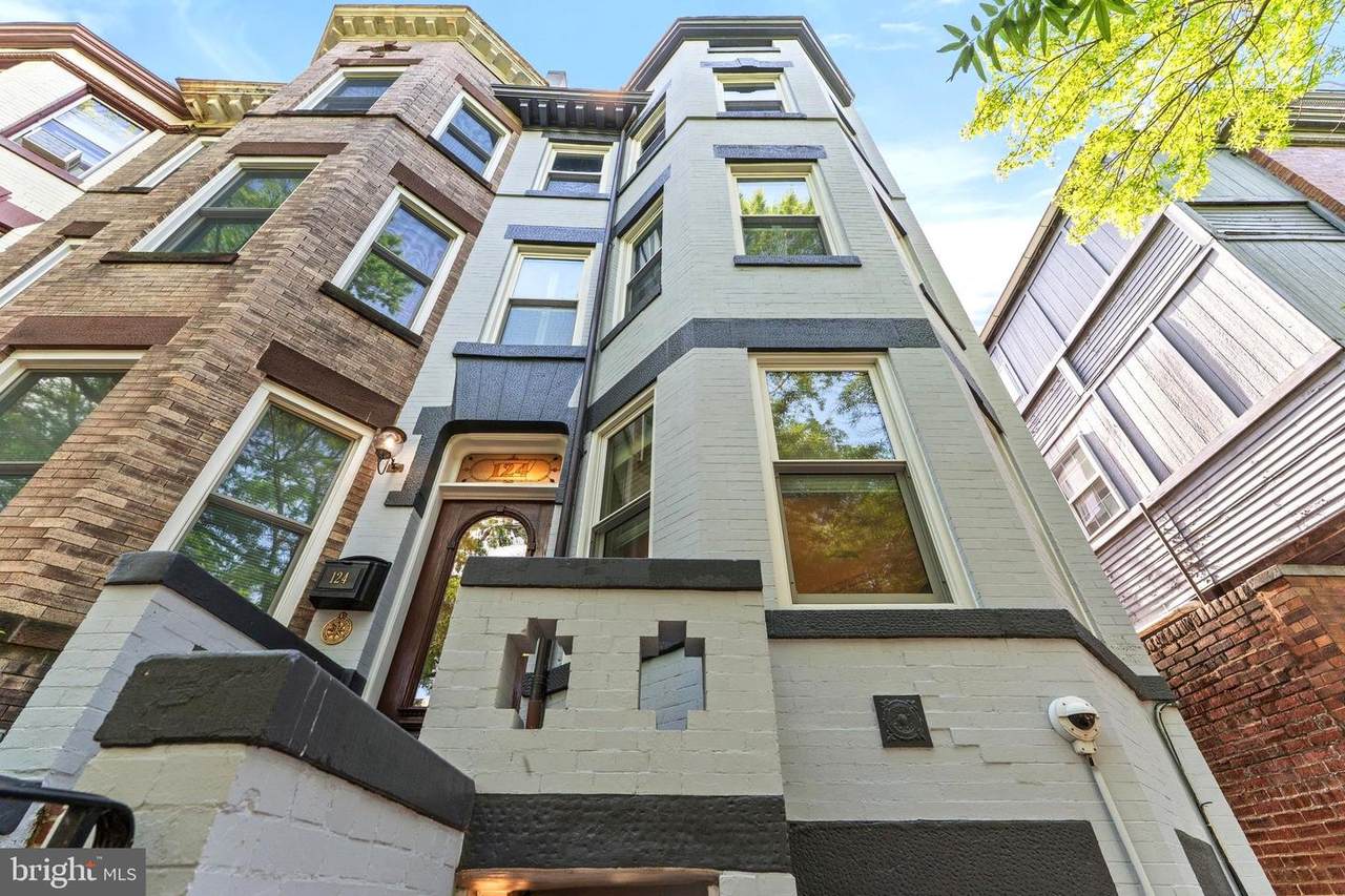 124 3RD Street - Photo 1