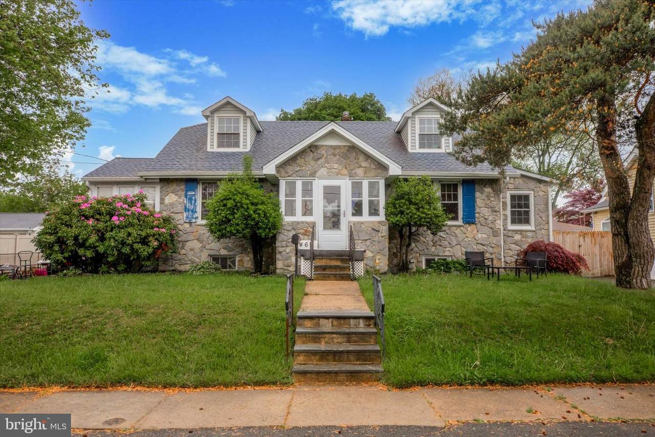 462 Springdale Avenue - Photo 1