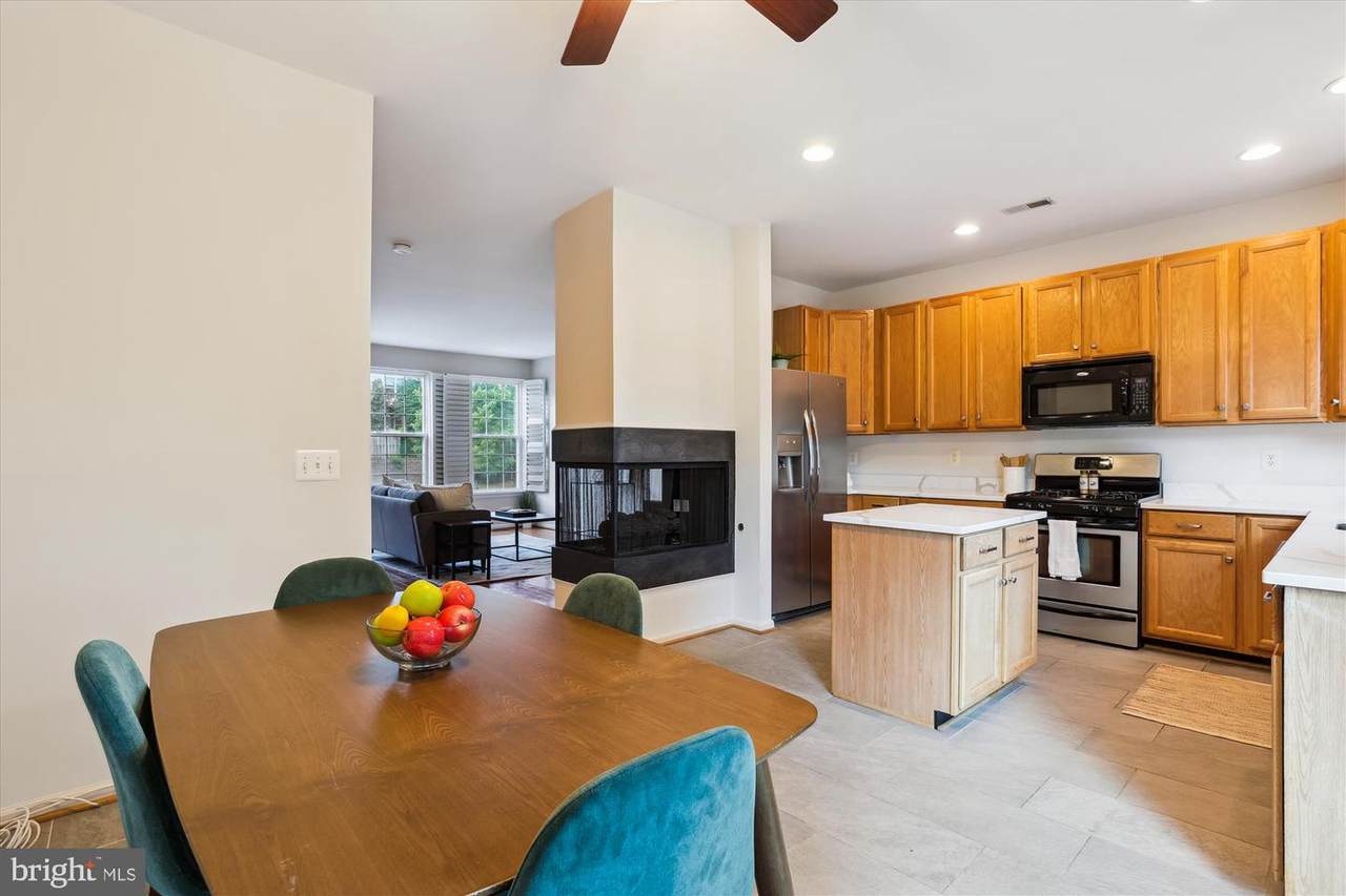 5113 Ballycastle Circle - Photo 1