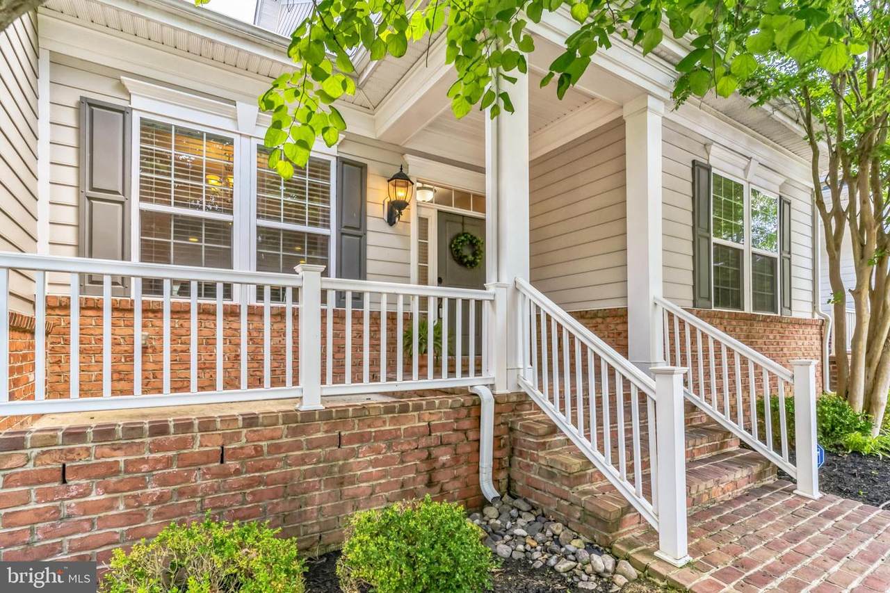 20 Steeplechase Drive - Photo 1