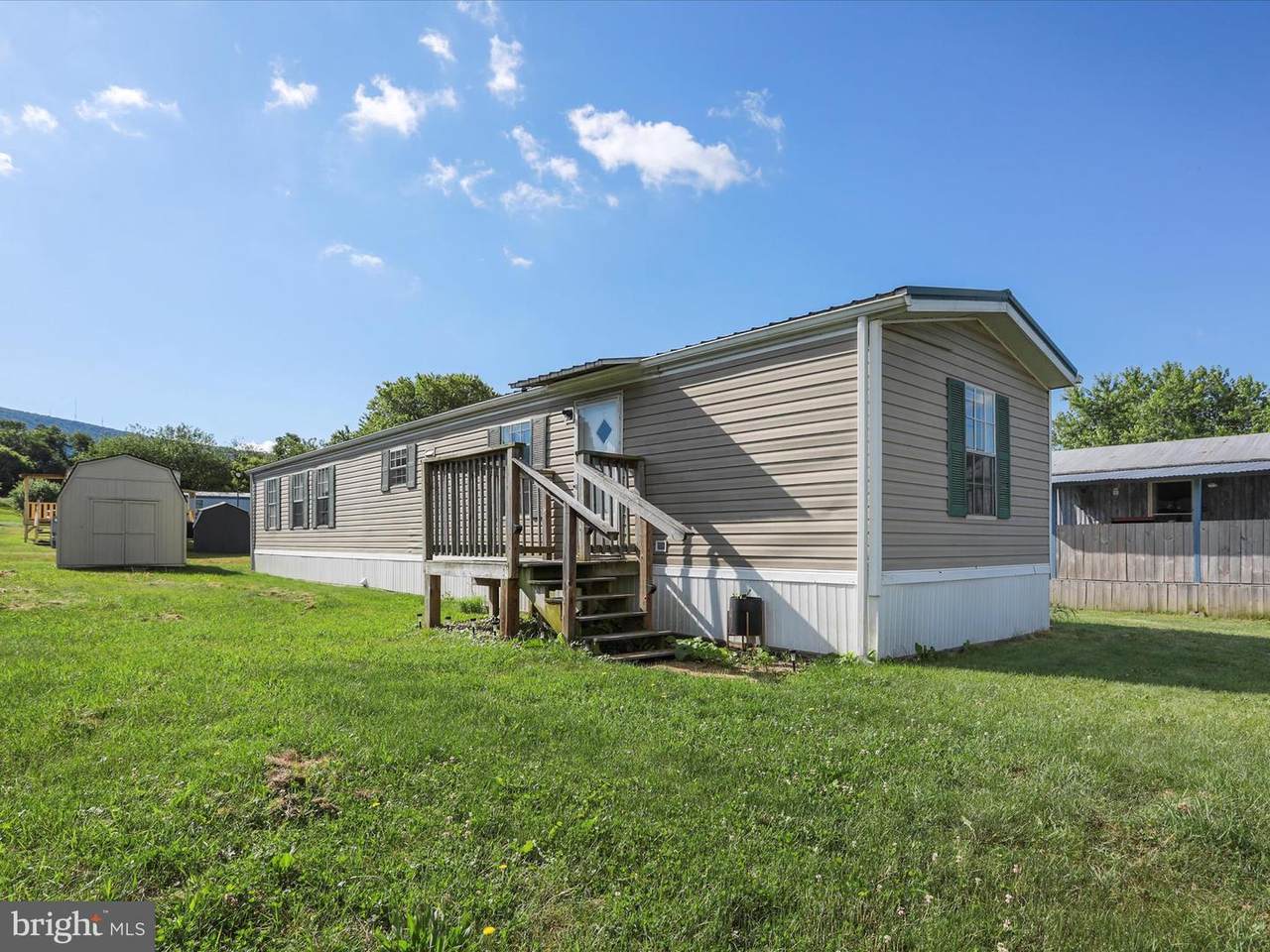 33 Hillside Ests - Photo 1