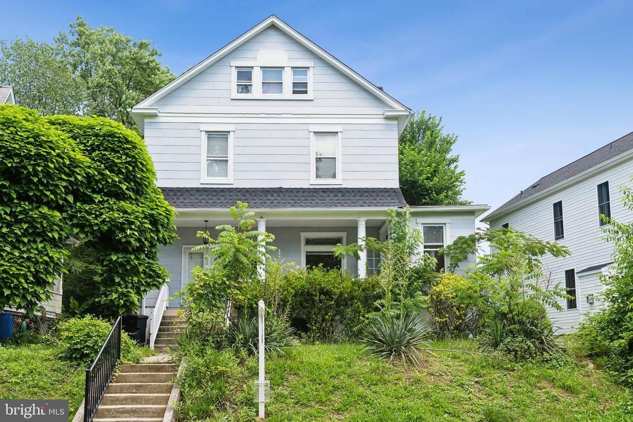 2810 Montebello Terrace - Photo 1