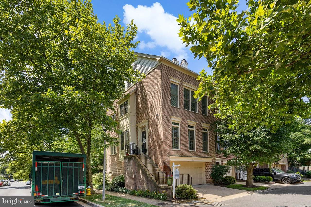 1932 Daniel Street - Photo 1
