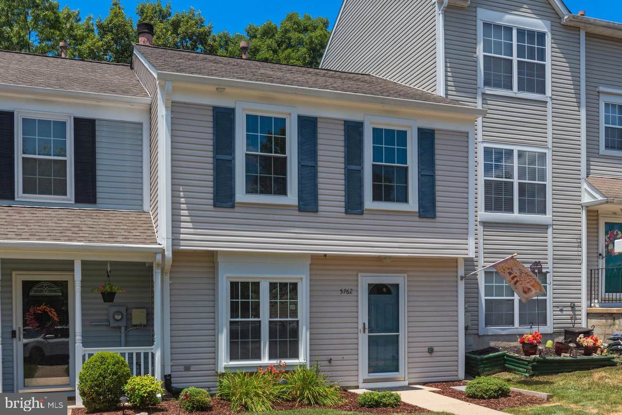 5762 Springfish Place - Photo 1