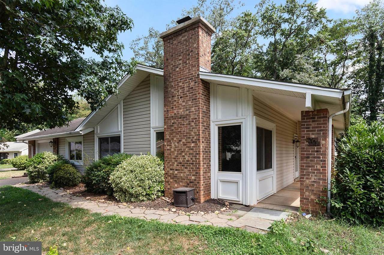 15 Crescent Court - Photo 1