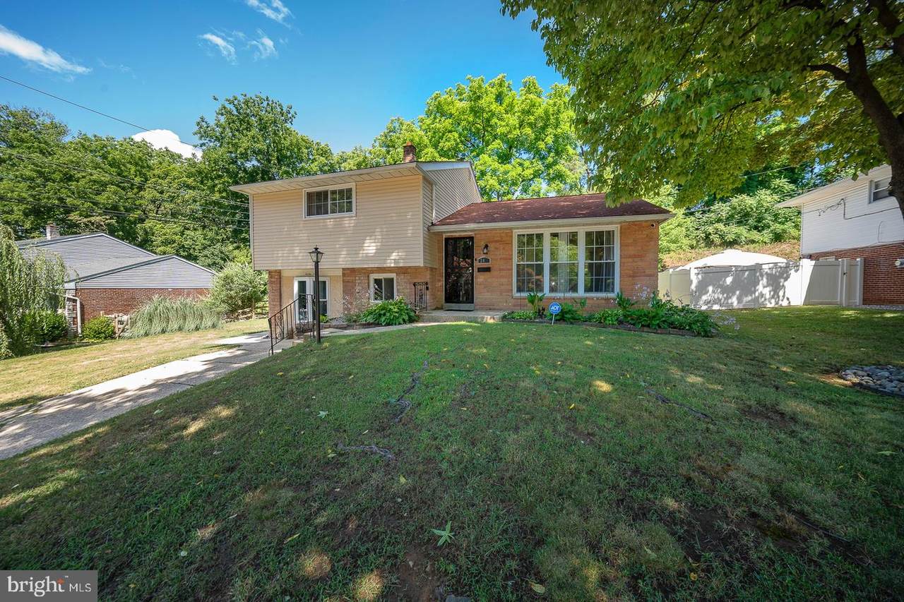 24 Eldon Avenue - Photo 1