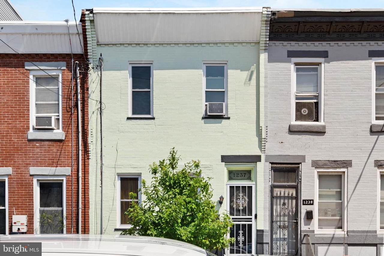 1237 21ST Street - Photo 1