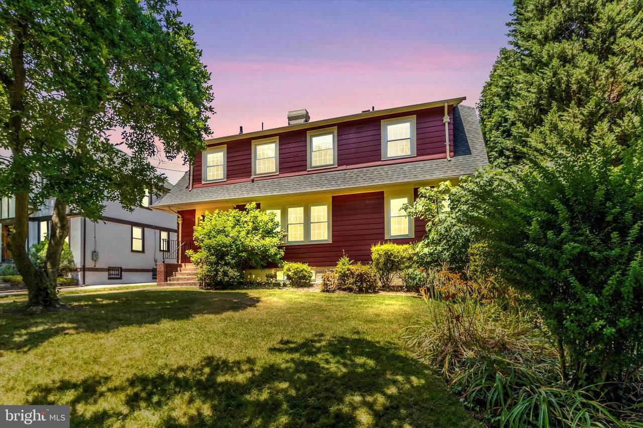 3805 Thornapple Street - Photo 1