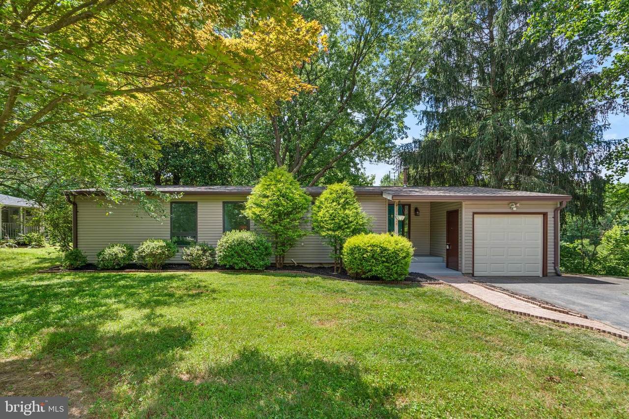 11524 Cherry Grove Drive - Photo 1