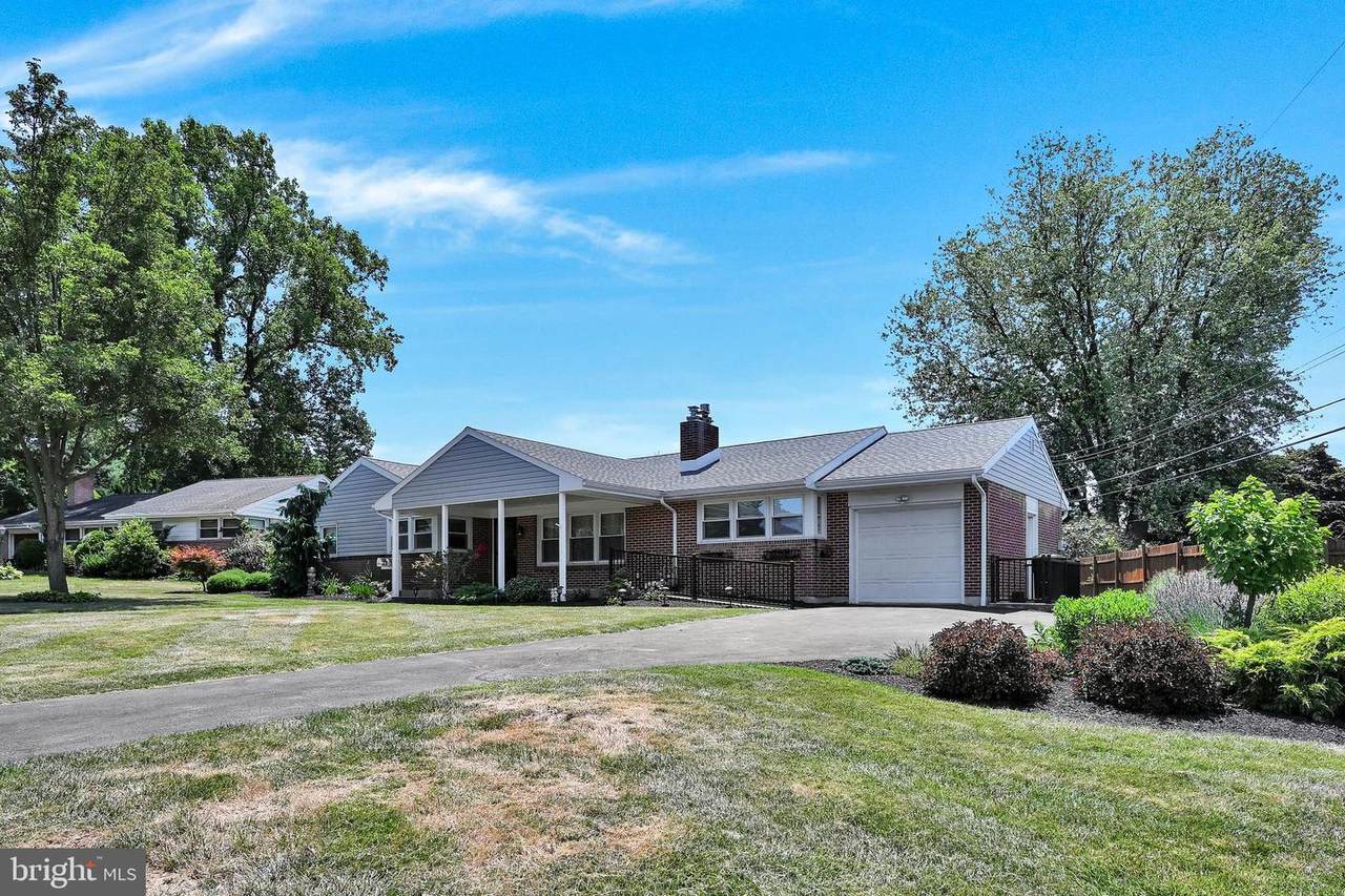 171 Thomas Place - Photo 1