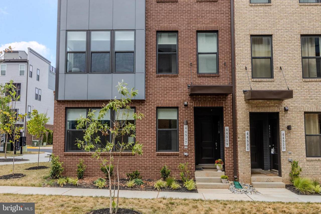 44517 Wolfhound Square - Photo 1