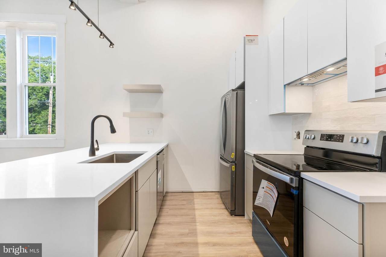 2300 17TH Street - Photo 1