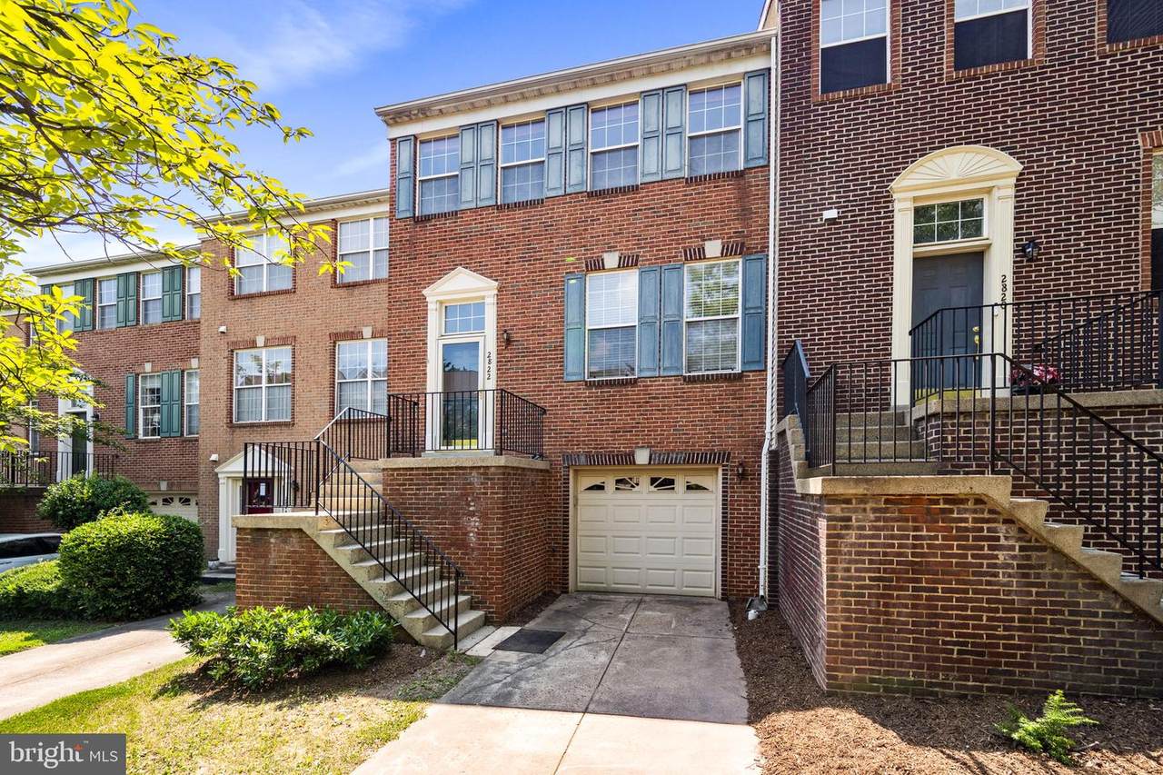 2822 Roesh Way - Photo 1