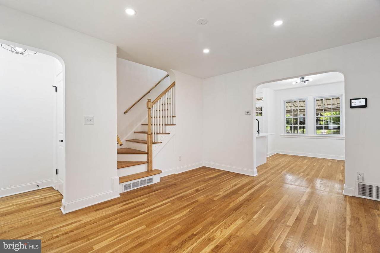 132 Forrester Street - Photo 1