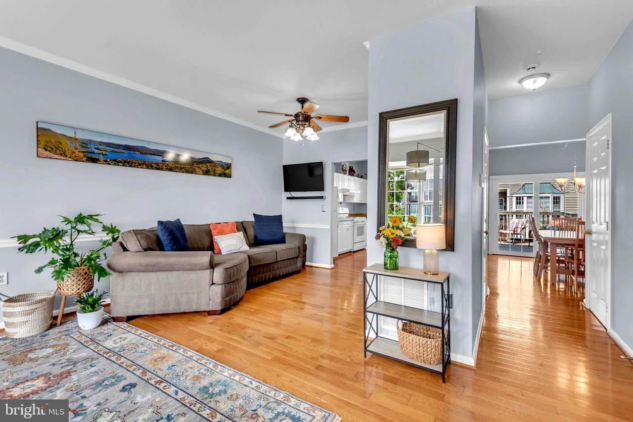 2518 Selkirk Court - Photo 1