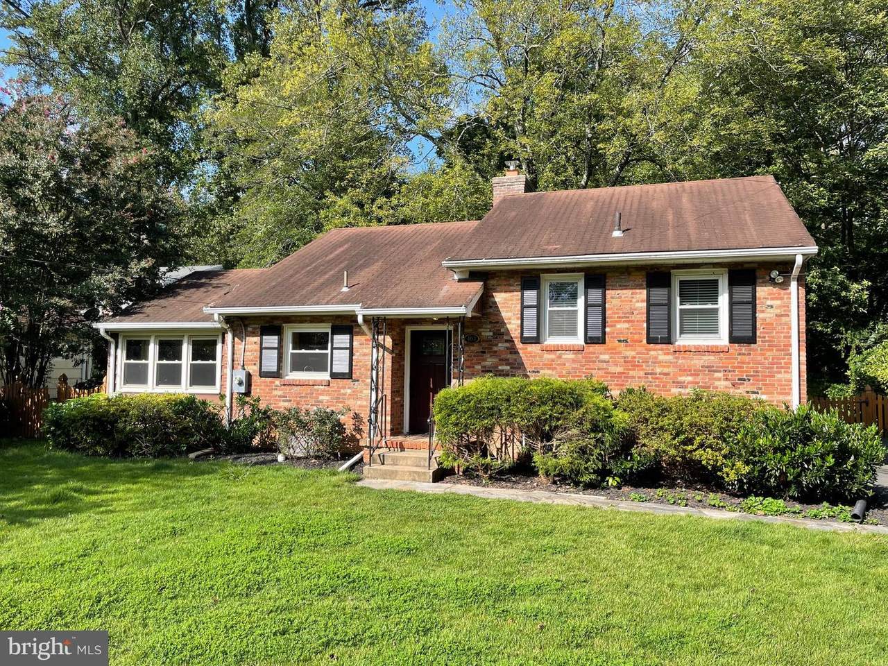 403 Jackson Street - Photo 1