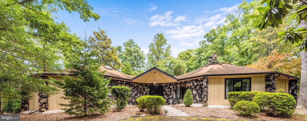 8626 Old Dominion Drive - Photo 1