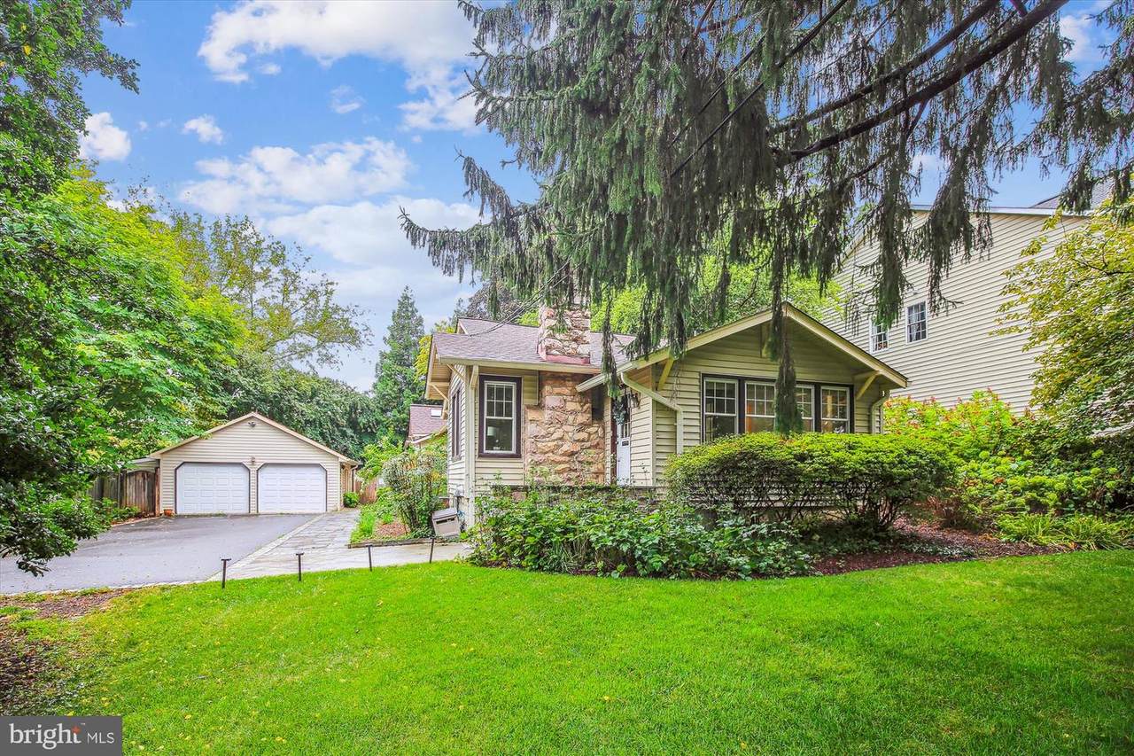 511 Great Falls Street - Photo 1