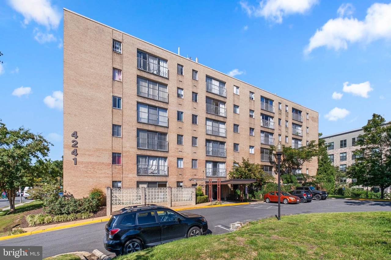 4241 Columbia Pike - Photo 1