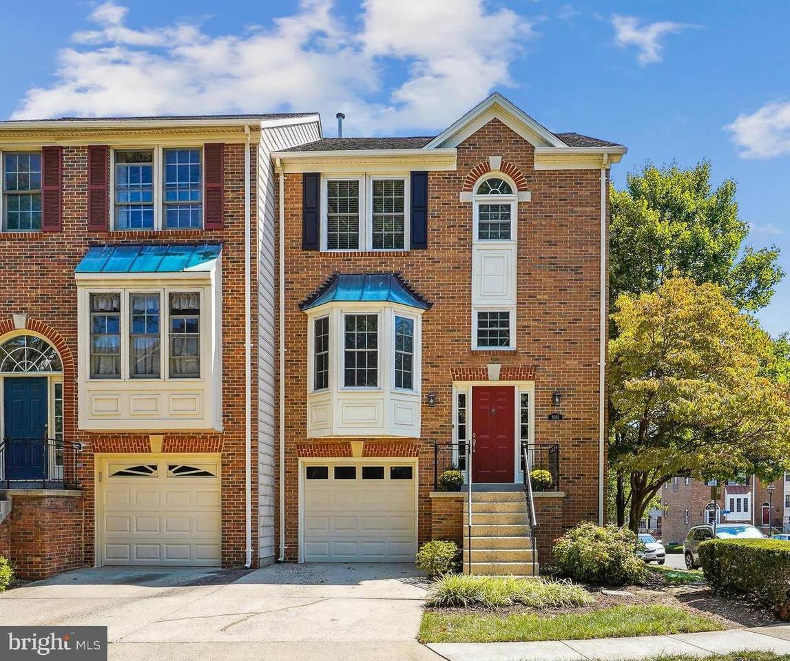 8010 Trevor Place - Photo 1