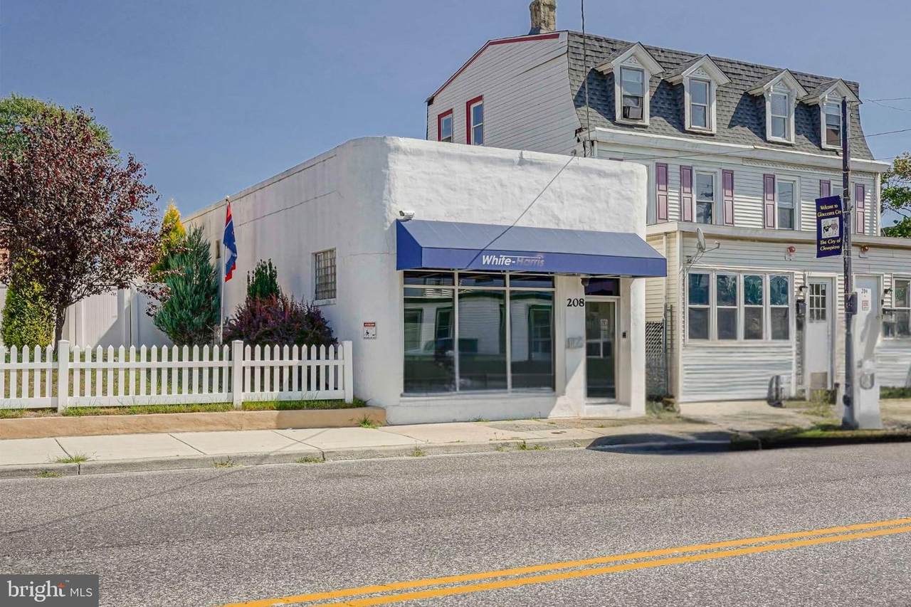 208 Broadway - Photo 1