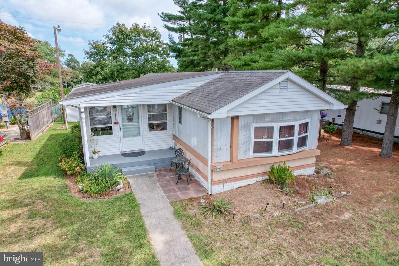 34901 Isaacs Drive - Photo 1