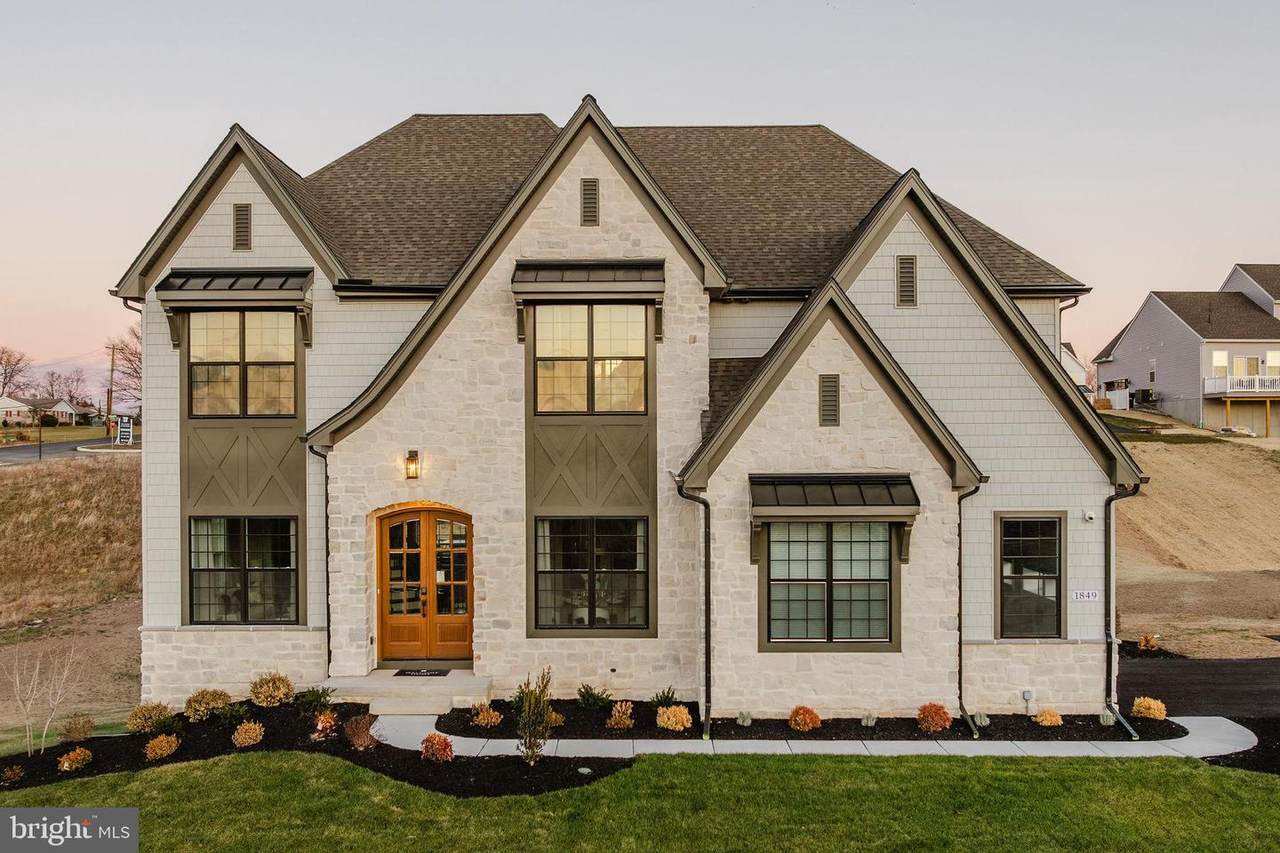 0707007728 Hook Road - Photo 1