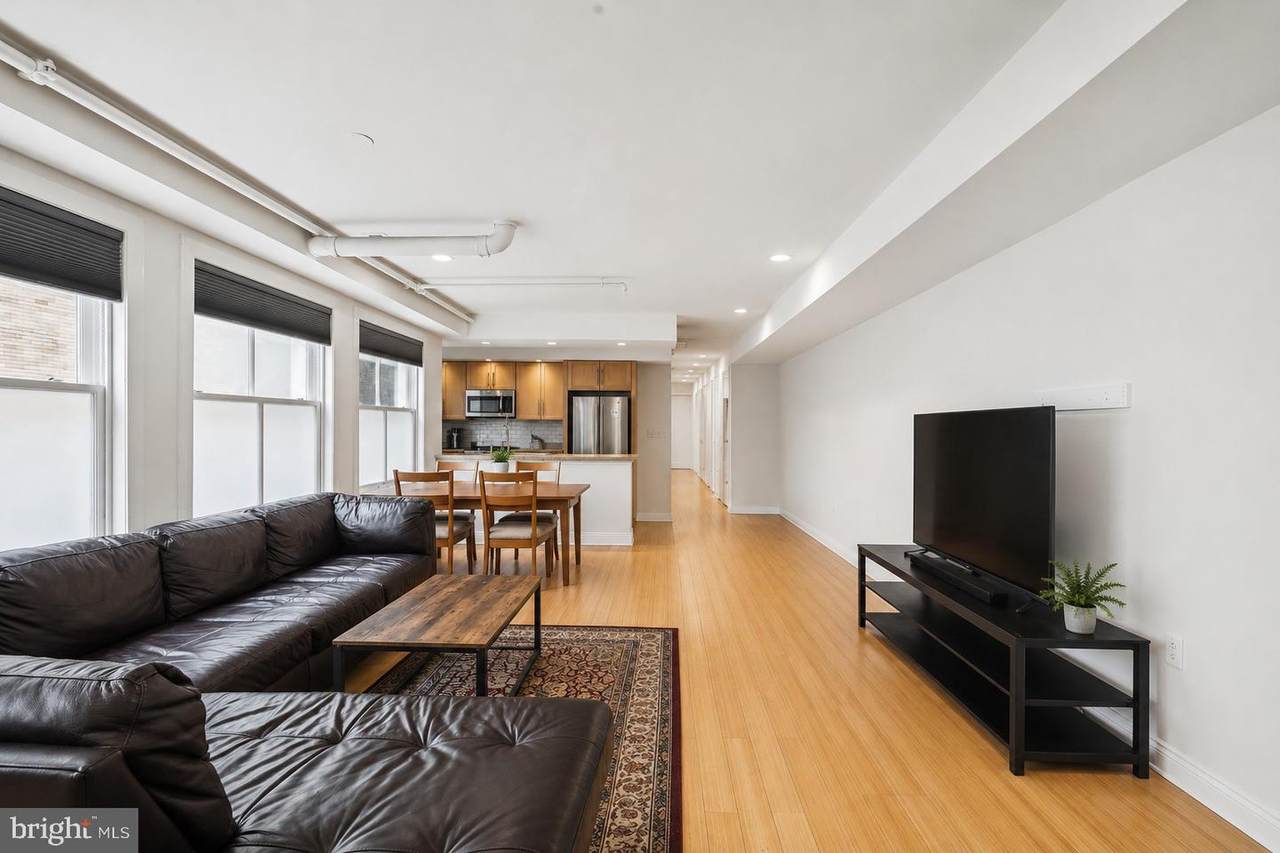 1606 Chestnut Street - Photo 1